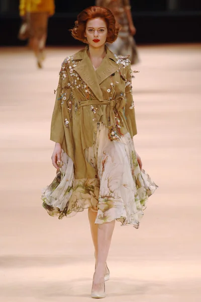 Look 25